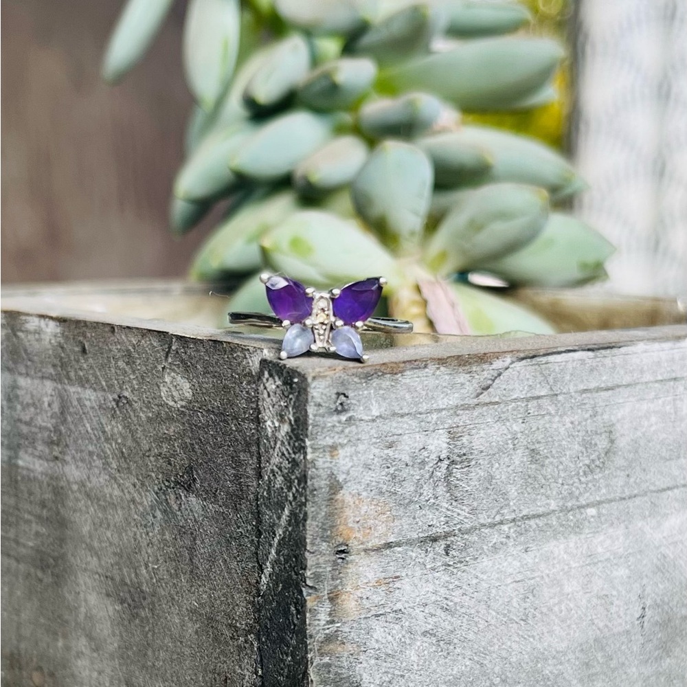 Elegant Purple Butterfly Ring